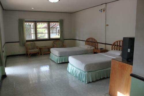 Hostal Chaisuk Bungalow