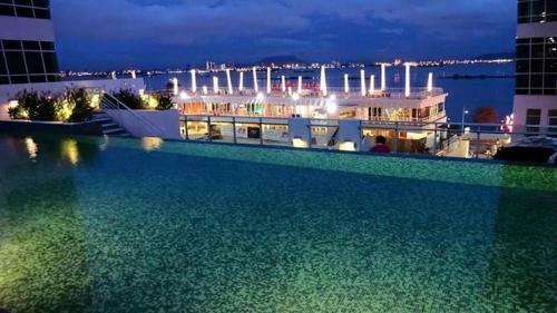 Apartamento Maritime 180�seaview *the Only Bnb