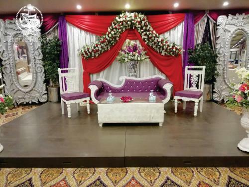 Hotel Titanic Resort Faisalabad
