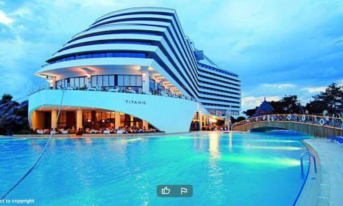 Hotel Titanic Resort Faisalabad