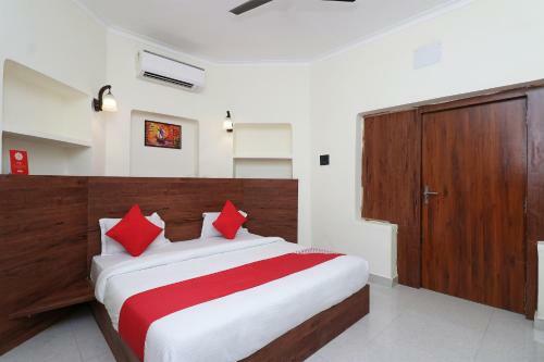 Hotel Oyo 28212 High Court View