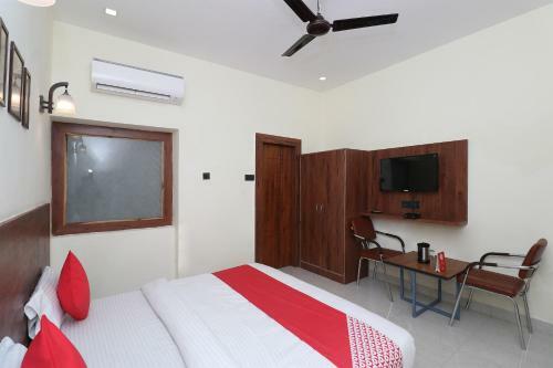 Hotel Oyo 28212 High Court View