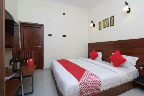 Hotel Oyo 28212 High Court View