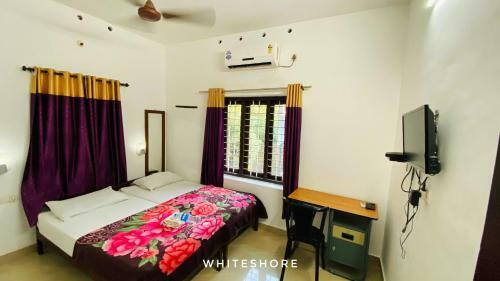Whiteshore Beach Homestay Alappuzha
