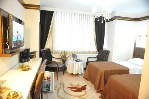 Gloria Tibi Hotel