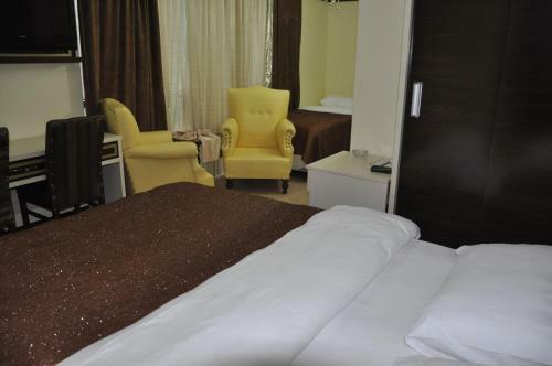 Gloria Tibi Hotel