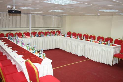 Gloria Tibi Hotel