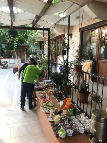 Ozturk Hotel