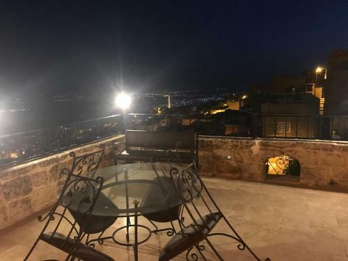 Hostal Kasr-i Abbas Hotel