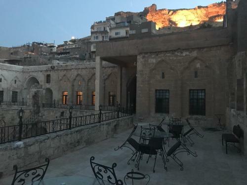 Hostal Kasr-i Abbas Hotel