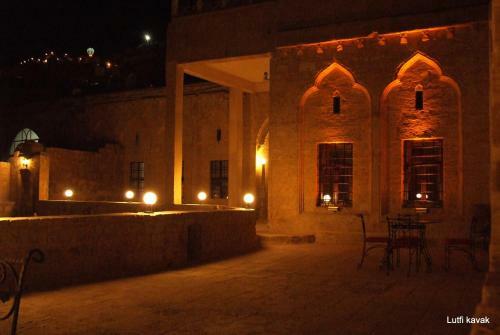 Hostal Kasr-i Abbas Hotel