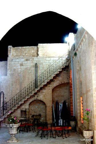 Hostal Kasr-i Abbas Hotel