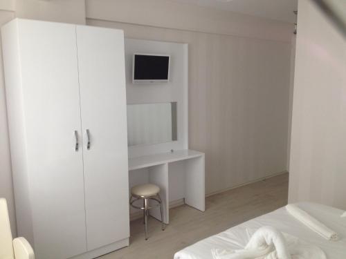 Cinas Hotel