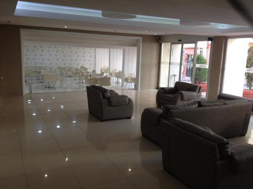 Cinas Hotel