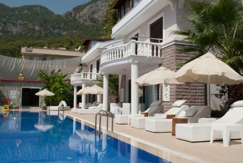 Bamont Villas