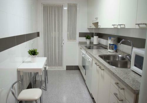 Apartamento C�ntrico Con Parking Privado