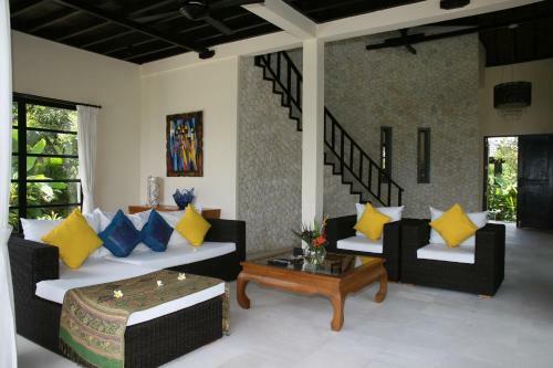 Villa Banjar Beach