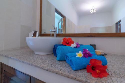 Villa Agus Mas - Serene & Calm Beachfront Villa!