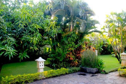 Beachfront Villa Jasmine Lovina