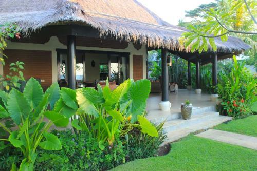 Beachfront Villa Jasmine Lovina