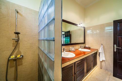 Beachfront Villa Jasmine Lovina