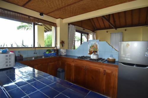Villa Ganesha, Banjar Beach, Lovina
