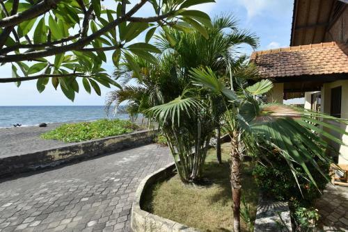 Villa Ganesha, Banjar Beach, Lovina