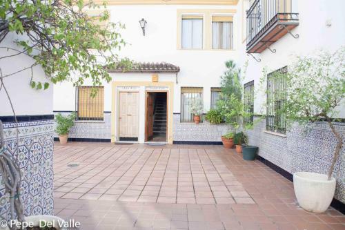 Hostal Los Patios ? El Carmen?