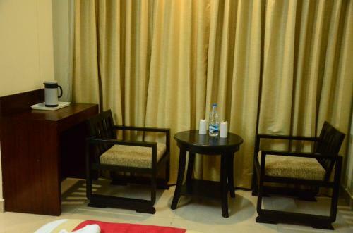 Hotel Milam Inn