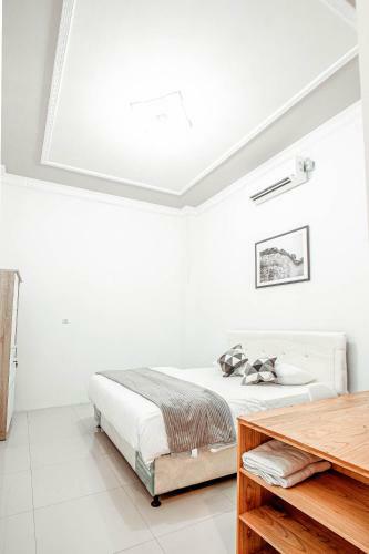 Hostal Krisan Guest House Syariah