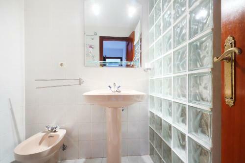 Apartamento Cardenal Toledo & Free Parking