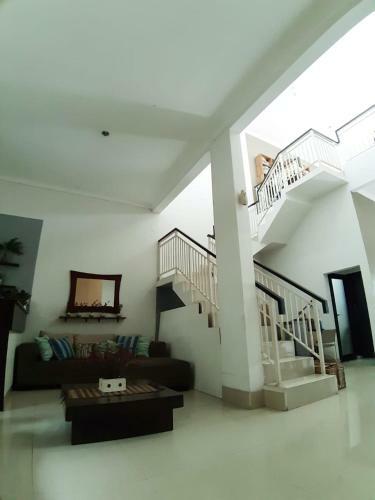 Villa Padasuka Raisa