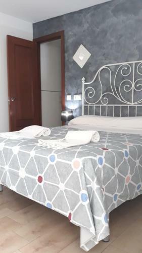 Hostal Pension Cibeles 12