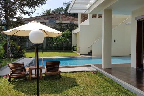 Villa Bukit Dago Palace 22