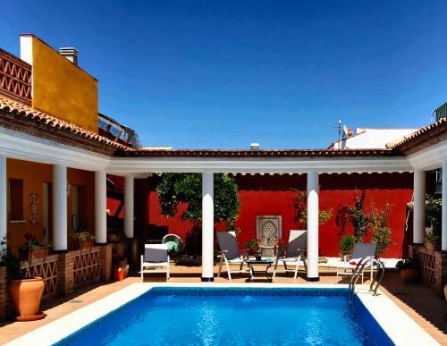 Stunning 4-bed Roman Villa Spain's Golden Triangle