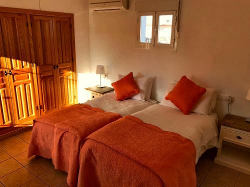 Stunning 4-bed Roman Villa Spain's Golden Triangle