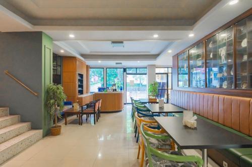 Cihampelas Hotel 2