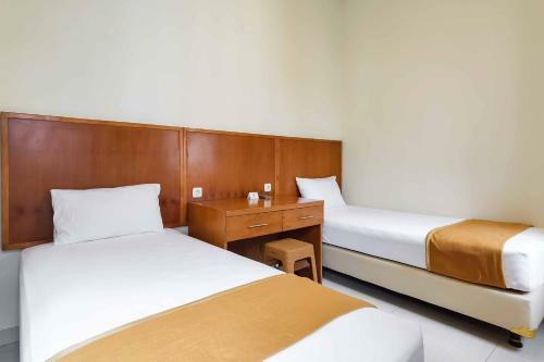 Hotel Sharon Guest House Bandung Redpartner