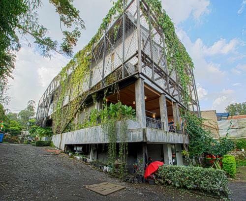 Hotel Kupu Kupu Lembang
