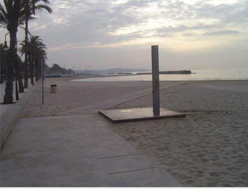 Apartamento En Segunda Linea de Mar, Wifi & A.c