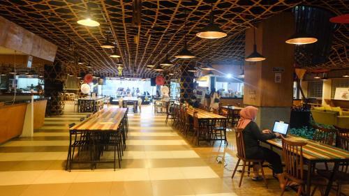 Apartamento Aya Stays 16 At Parahyangan Residences
