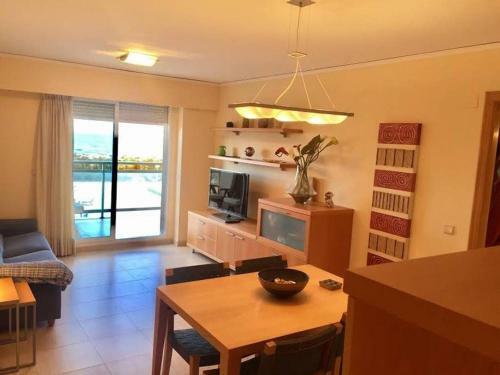 .apartamento 1a Linea de Playa + Piscina + Parking Daimus