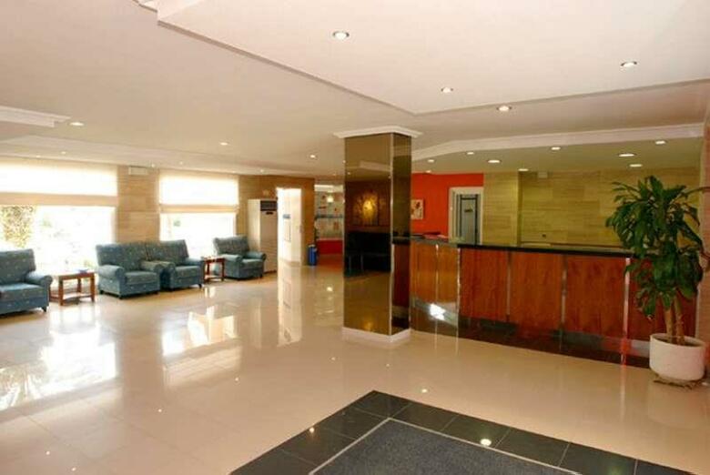 Apartamentos Palmera Beach