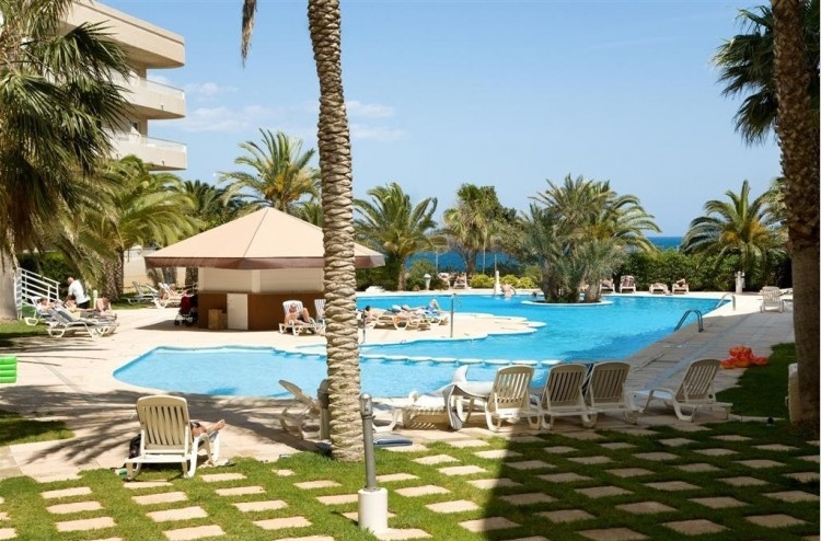 Apartamentos Palmera Beach