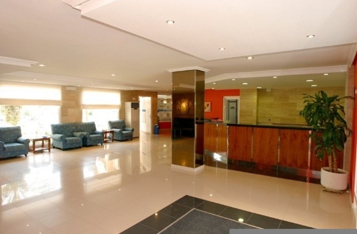 Apartamentos Palmera Beach