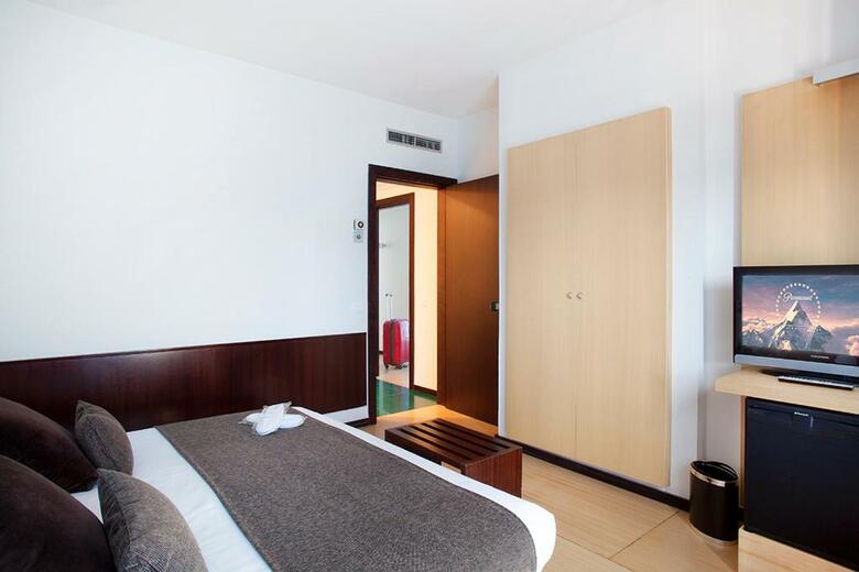 Hotel Empord�