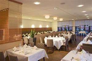 Hotel NH Hamburg Altona