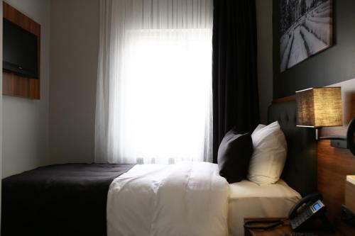 Albergue Azra Residence