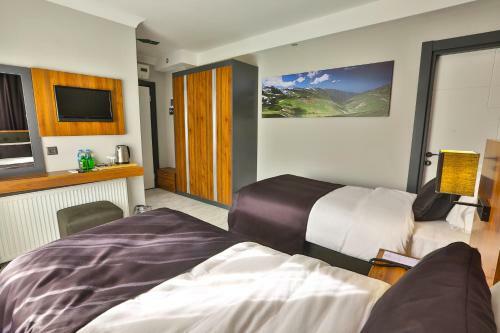 Albergue Azra Residence