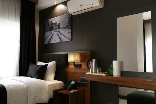 Albergue Azra Residence